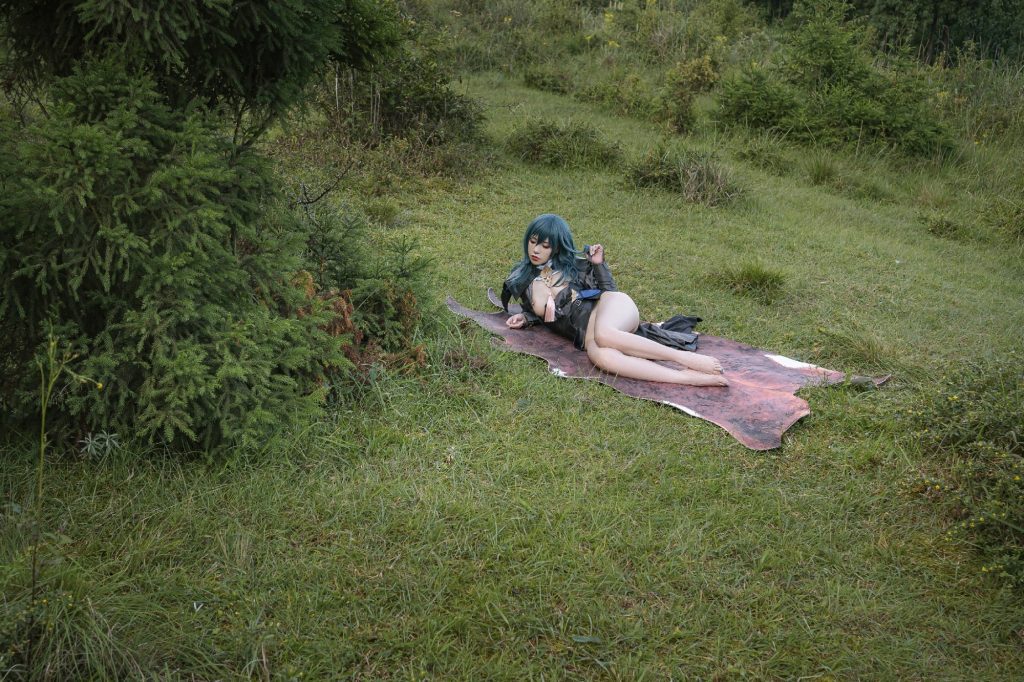 Ảnh sex gái xinh cosplay game ngoài trời cực hấp dẫn 12 gai sex gai xinh cosplay game 12