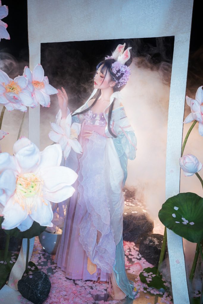 +60 ảnh sex cosplay hồ ly 9 đuôi Ahri LMHT đẹp mê người 3 anh sex gai xinh cosplay ho ly 9 duoi3