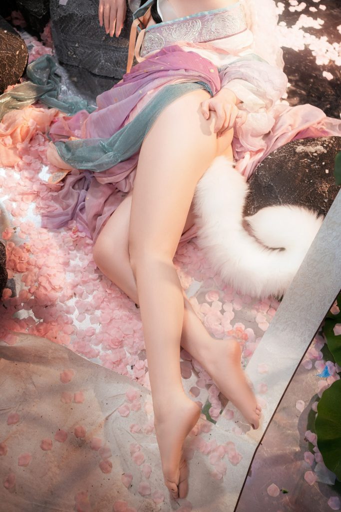 +60 ảnh sex cosplay hồ ly 9 đuôi Ahri LMHT đẹp mê người 38 anh sex gai xinh cosplay ho ly 9 duoi38