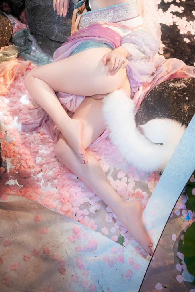 +60 ảnh sex cosplay hồ ly 9 đuôi Ahri LMHT đẹp mê người 40 anh sex gai xinh cosplay ho ly 9 duoi40