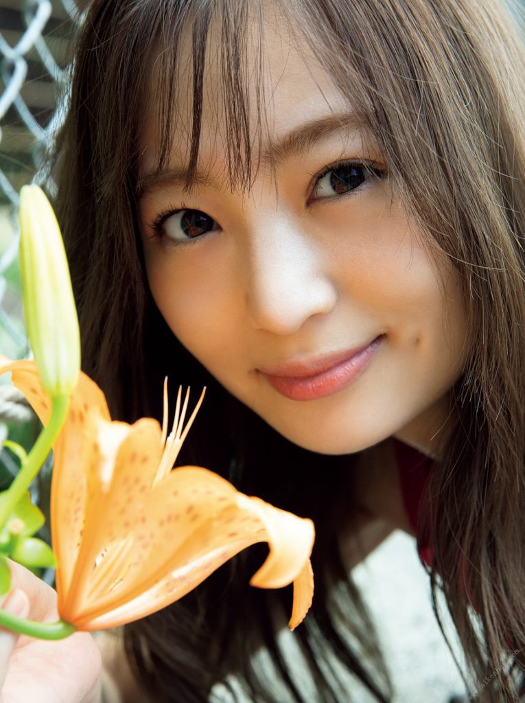 Ảnh nude gái xinh tắm tiên bên bờ sông - Xem ngay kẻo muộn 3 anh sex khoe lon ben bo song3