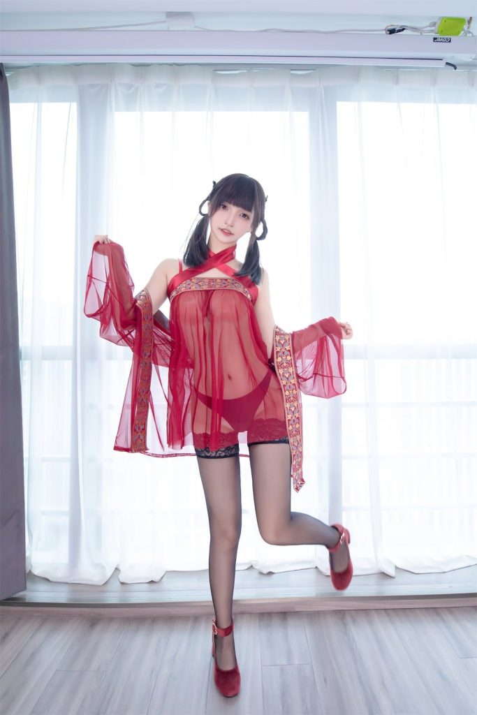 +70 ảnh em gái dễ thương Trung Quốc mặc trang phục màu đỏ 167 em gai de thuong Trung Quoc mac trang phuc mau do1