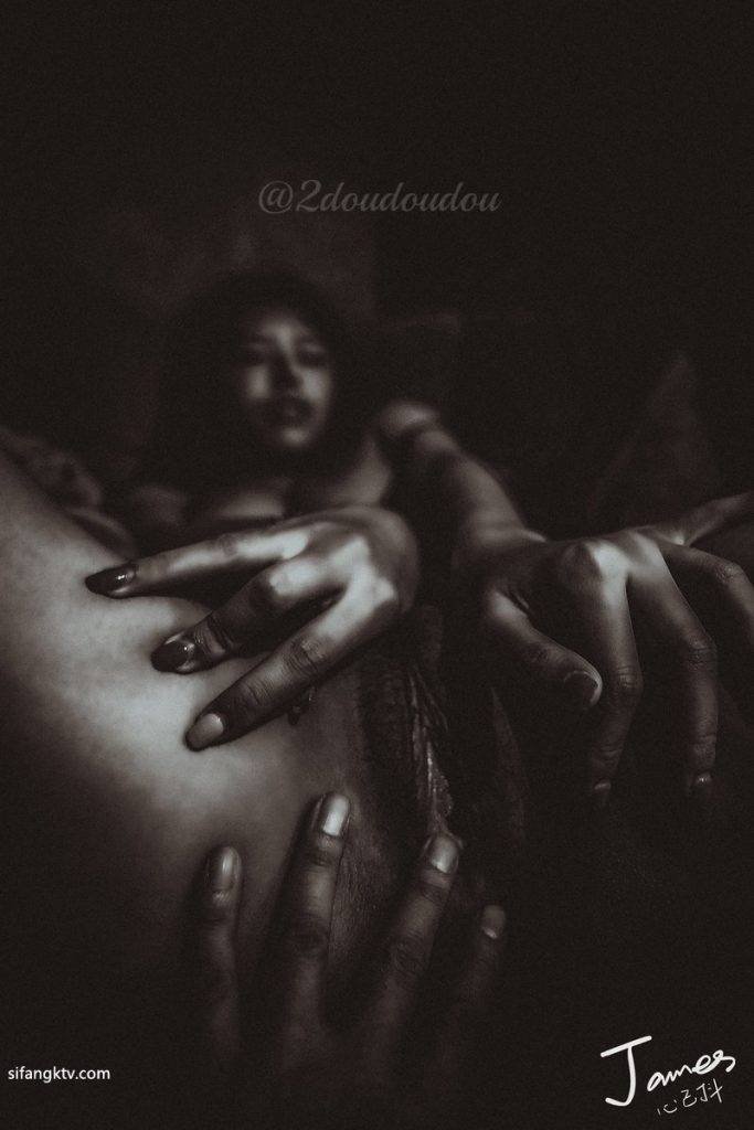 +40 hình sex gái xinh chân dài dáng đẹp Trung Quốc khoe lồn 50 hinh sex gai xinh chan dai Trung Quoc50