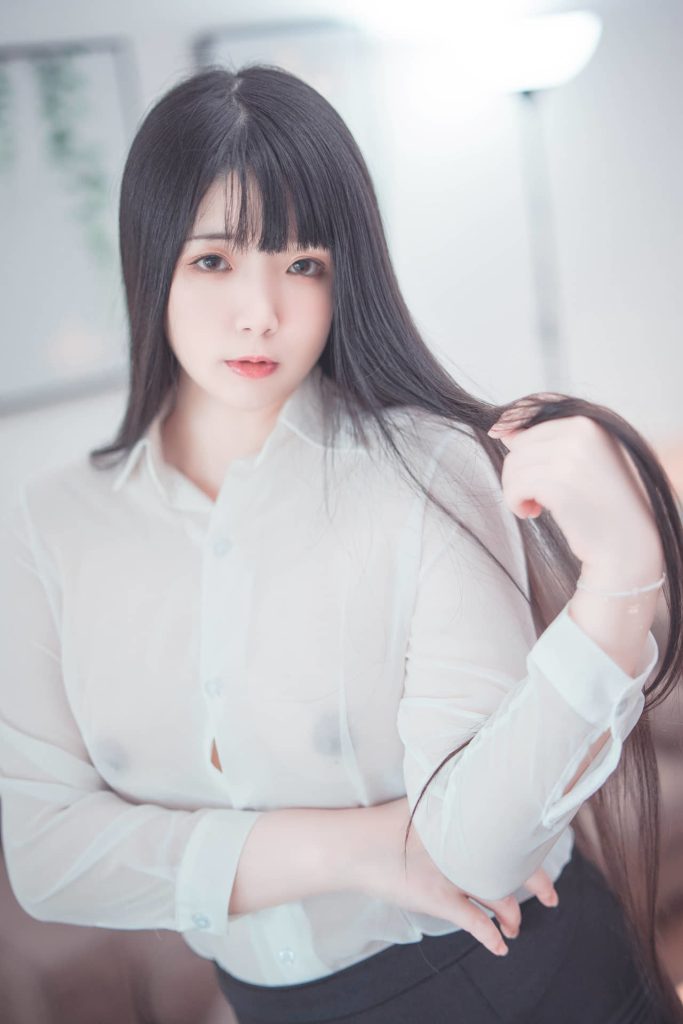 +40 ảnh sex gái xinh văn phòng khoe lồn đỏ hỏn 39 anh sex gai van phong voi sextoy39