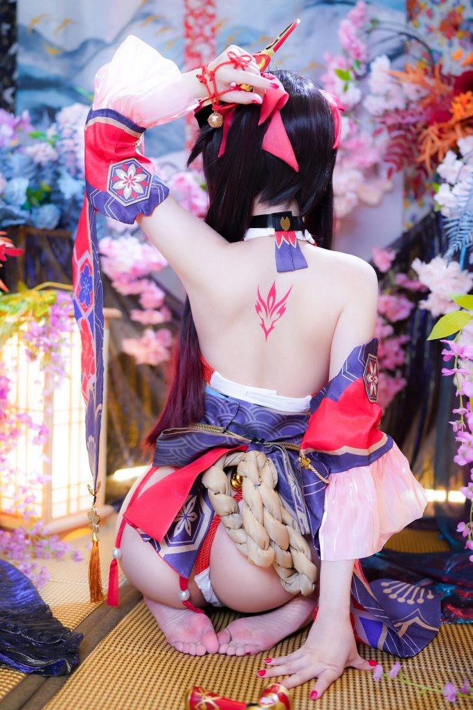 +63 Hình sex gái xinh cosplay đeo mặt nạ cáo khoe lồn đỏ múp 45 hinh sex gai xinh cosplay deo mat na cao 45