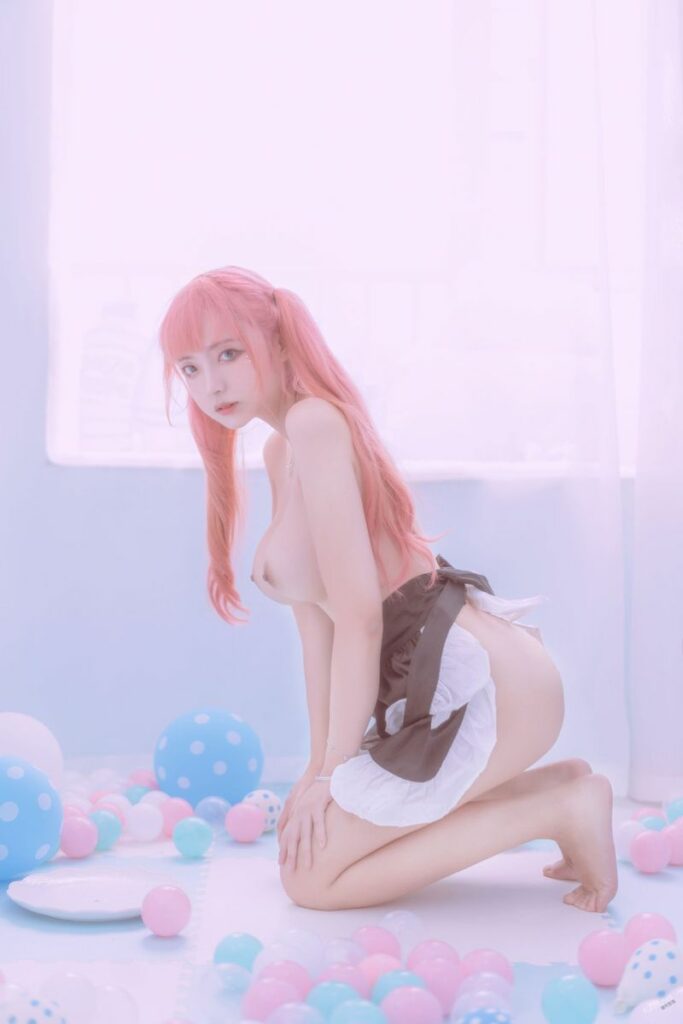 gai xinh banh hang khoe lon cuc de thuong 1